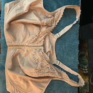 48F glamorise hook front bra
